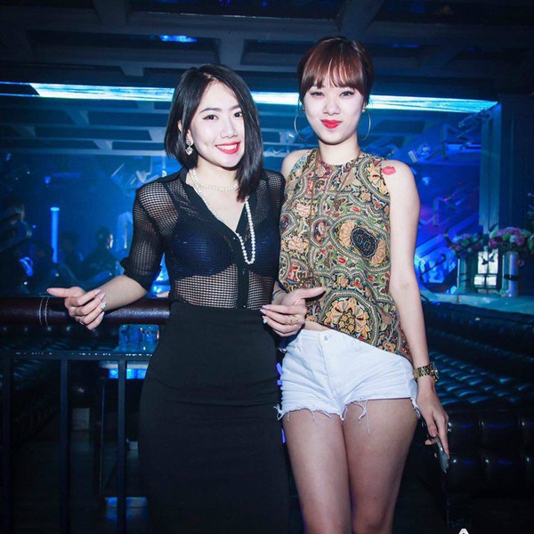 chân dung 9X xinh đẹp làm nữ DJ